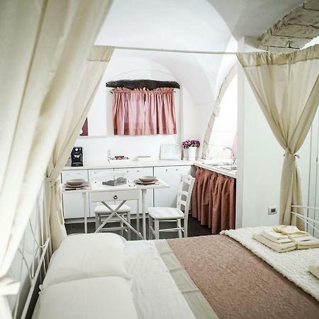 Home 5 - Arco Antico Putignano Extérieur photo