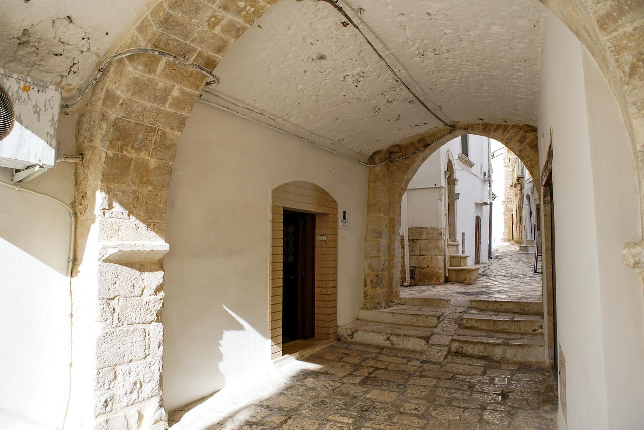Home 5 - Arco Antico Putignano Extérieur photo